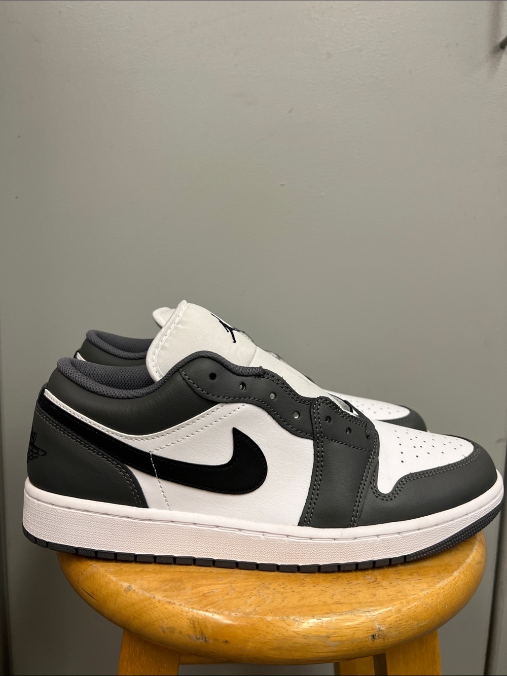 Air Jordan Black and White Low-Top Sneakers Shoes Men’s 12